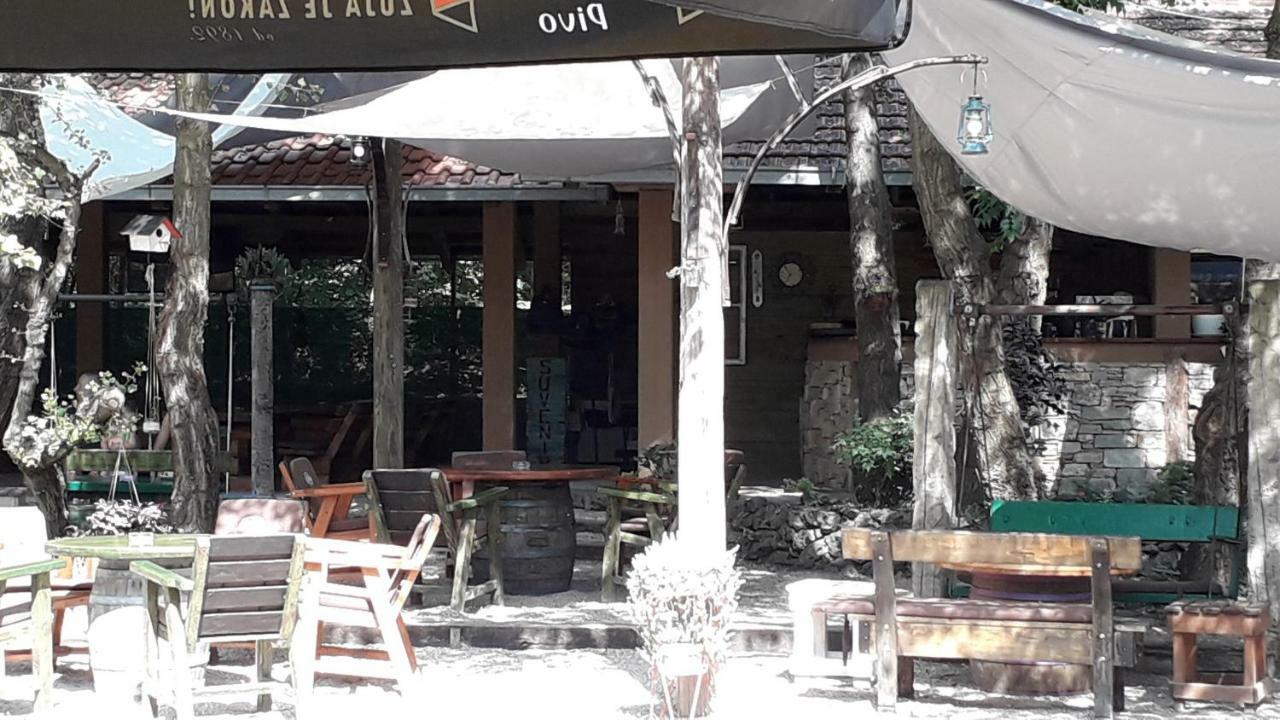 ČapljinaKamena Kuca Family Rodin公寓 外观 照片